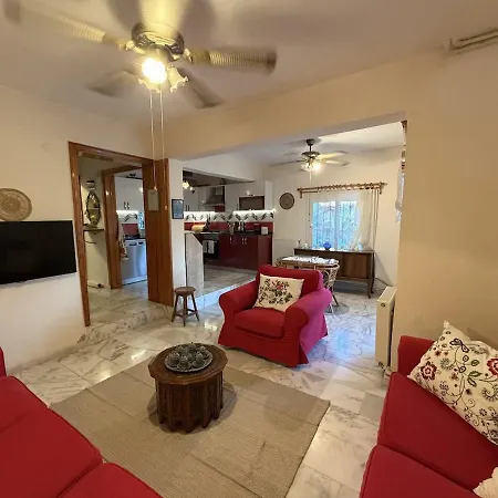Casa Nadide קוסדסי