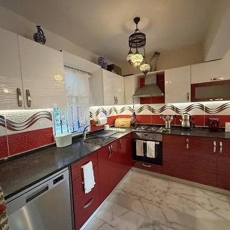 Casa Nadide 빌라 쿠사다시