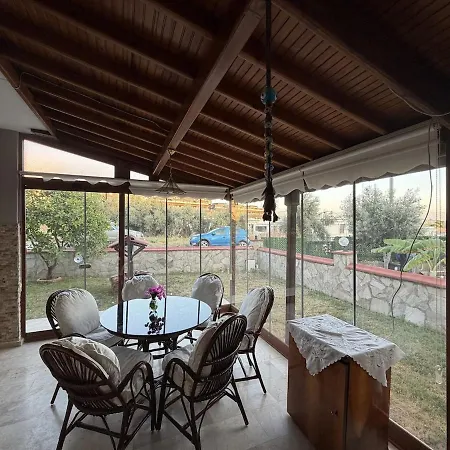 Casa Nadide וילה קוסדסי